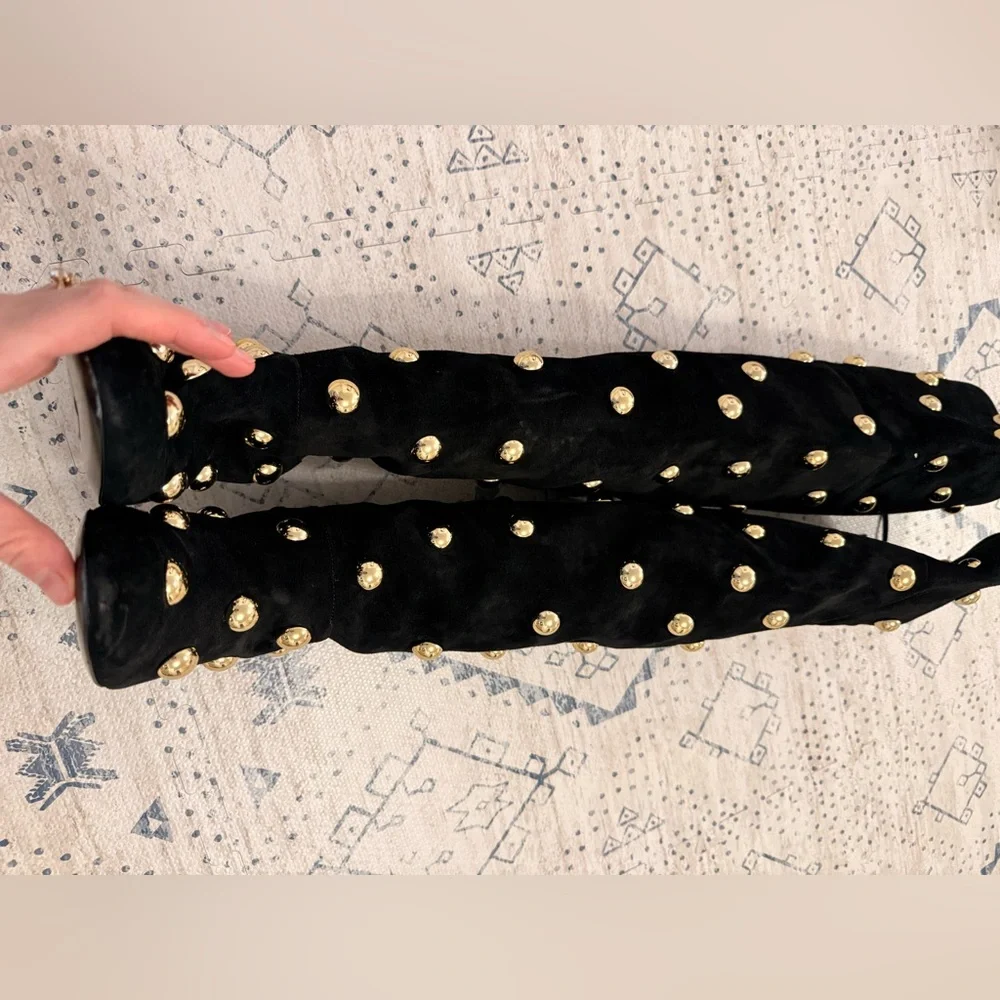 Chloe runway size